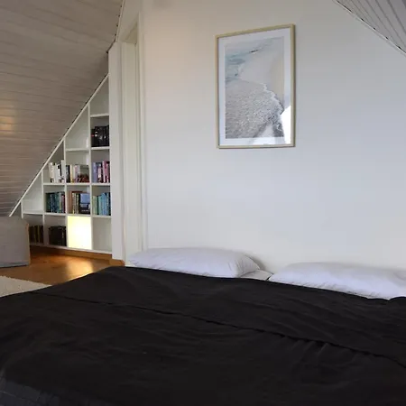Tohuus Ann - Fam Stamer App10 * Schonberger Strand
